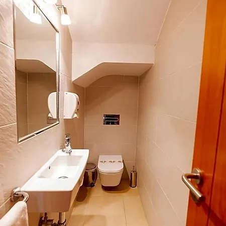 Apart-hotel Vista Sur 4*