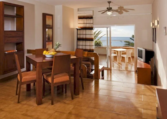 Apartamentos Vista Sur Hotel 3*
